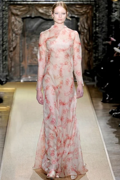 Look 2